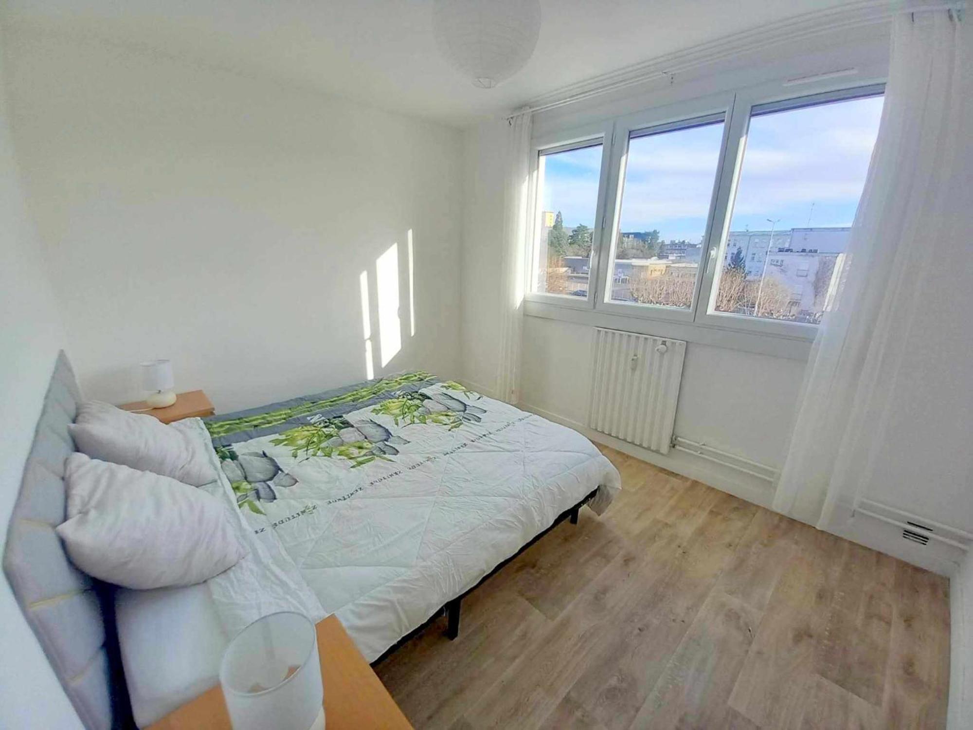 T3 57M2 Avec Balcon Proche Gare Sncf, Wifi Et Cafe Et The Offerts Daire Orléans Dış mekan fotoğraf